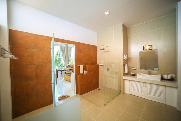Hotel Summer Luxury Beach Resort and Spa (Ban Talat Thong Sala)